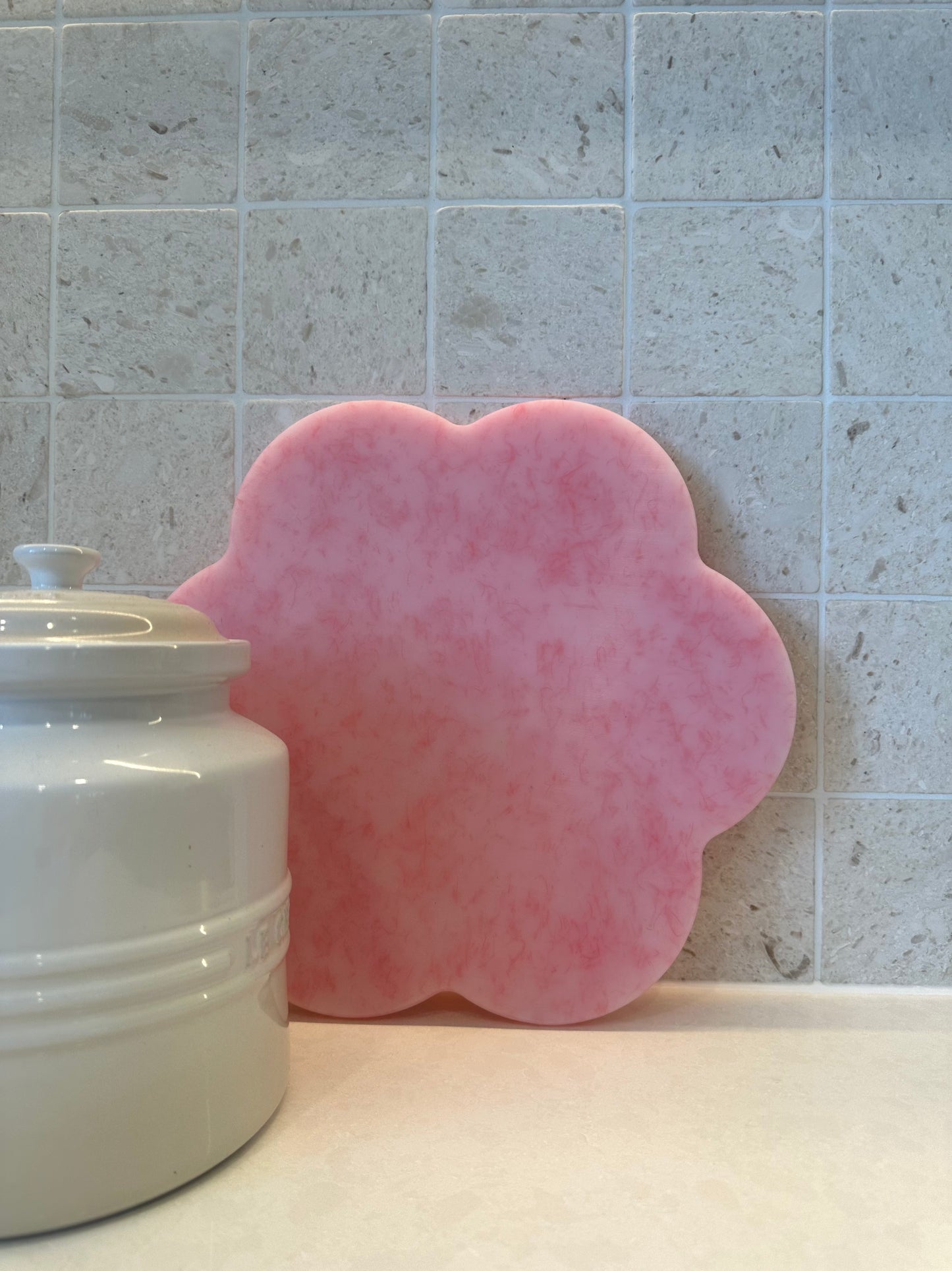 Pink flower-shaped chopping board