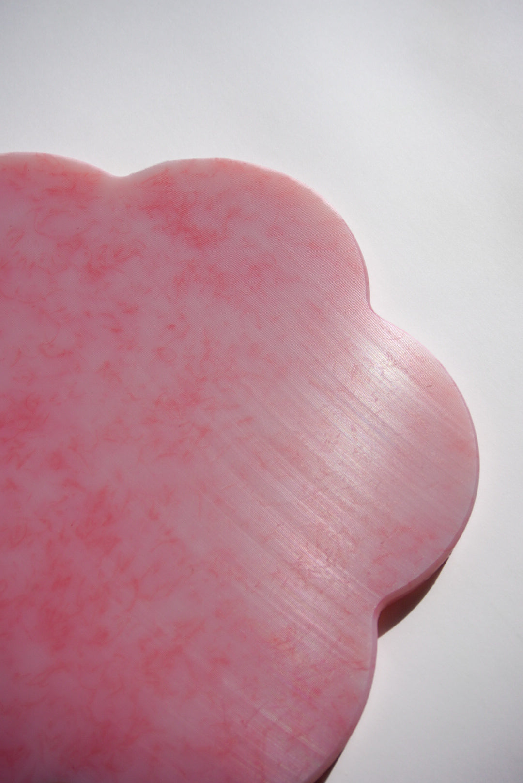 Pink flower-shaped chopping board