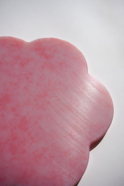 Pink flower-shaped chopping board